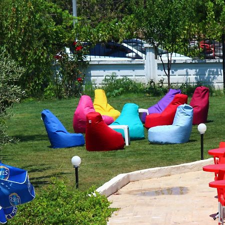 אולודניץ Our Place Hotel מראה חיצוני תמונה