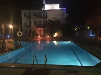 אולודניץ Our Place Hotel מראה חיצוני תמונה